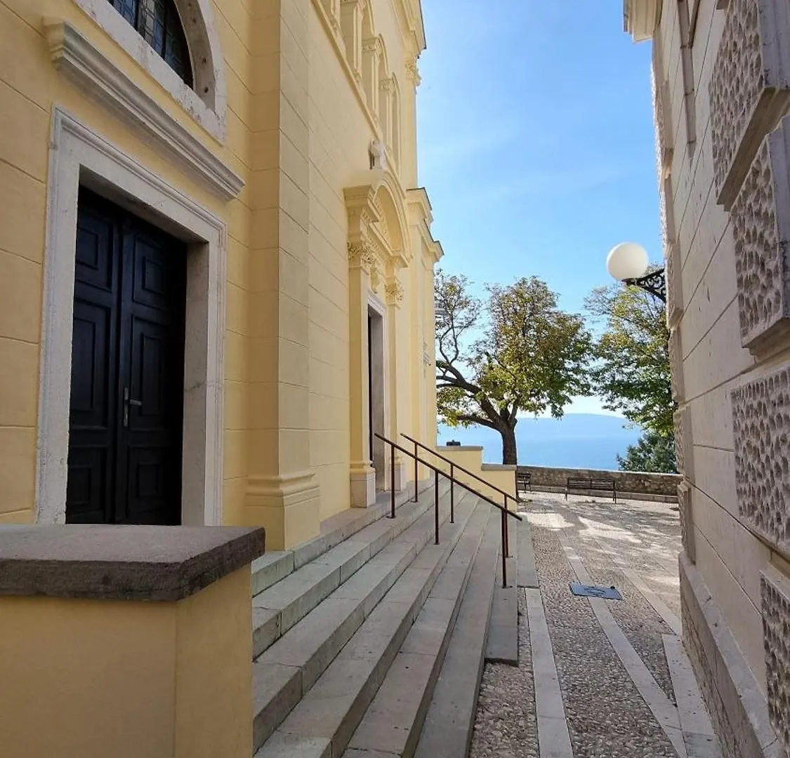 Maris Apartment Novi Vinodolski Croatia
